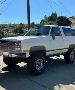 1979 suburban FOR SALE